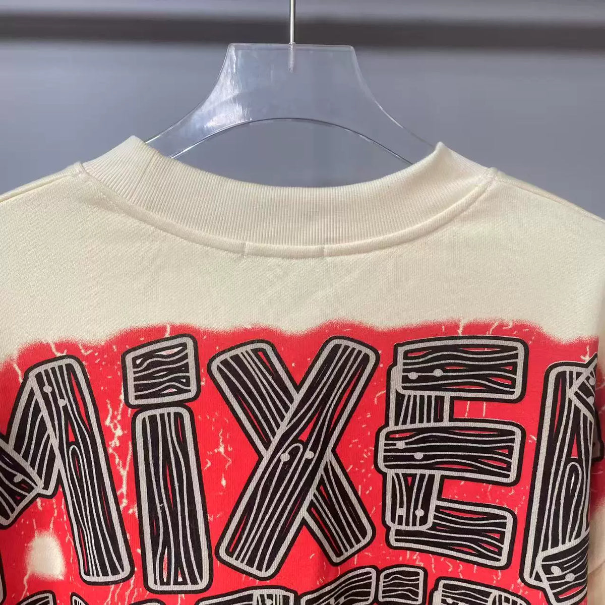 Mixed EMOTION Retro Art Club Graphic Crewneck Sweatshirt
