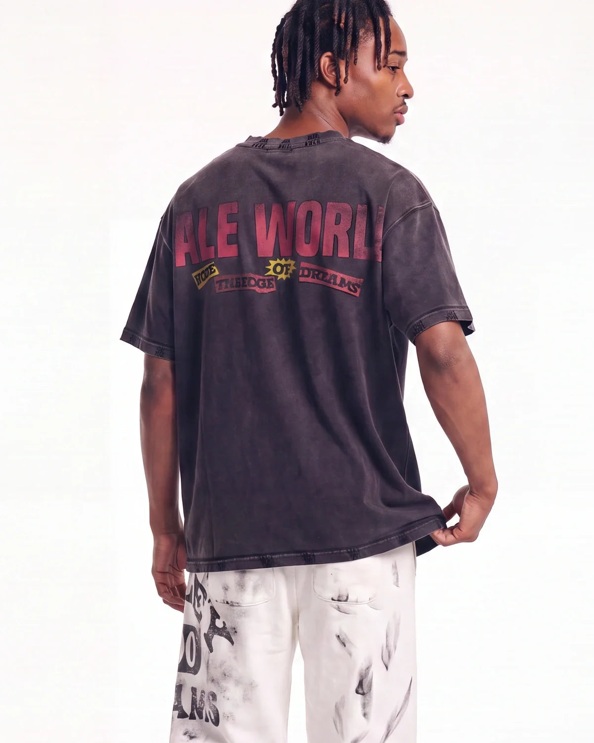 Vale Forever Happy Tee Black